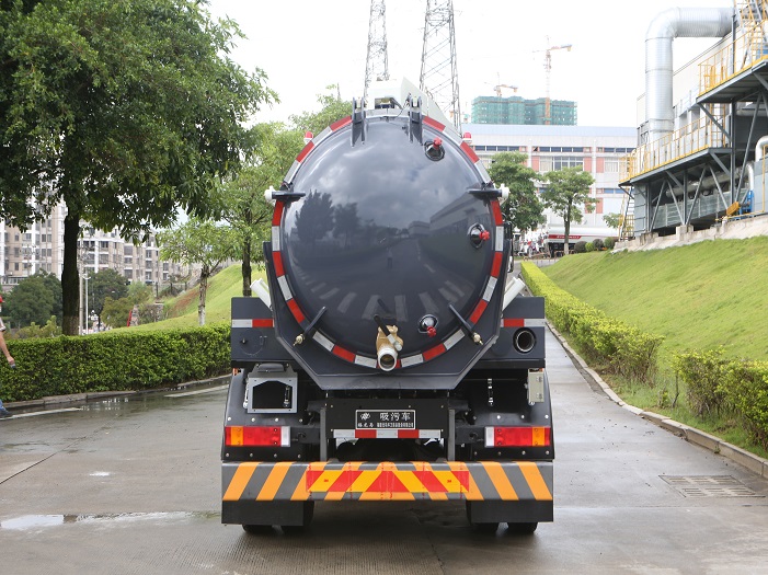 รถเก็บขยะท่อระบายน้ำประเภทดูด – FLM5120GXWDF6