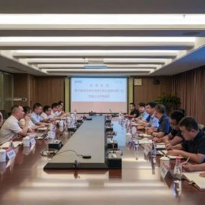 เพื่อส่งเสริมความร่วมมือที่ใกล้ชิดยิ่งขึ้นในด้านยานพาหนะเพื่อสุขอนามัย FULONGMA Group จึงร่วมมือกับ Shaanqi Commercial Vehicle